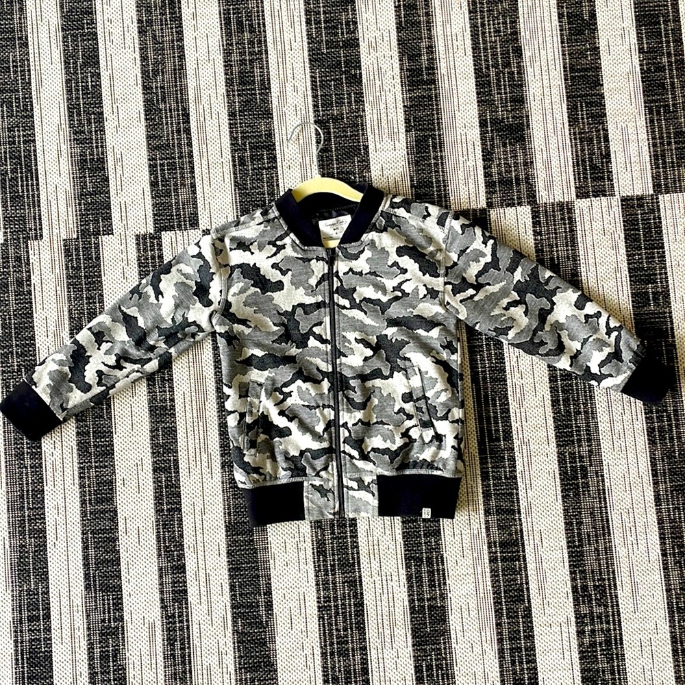 Boys Sovereign ⭐️ Code Los Angeles zip up light weight jacket